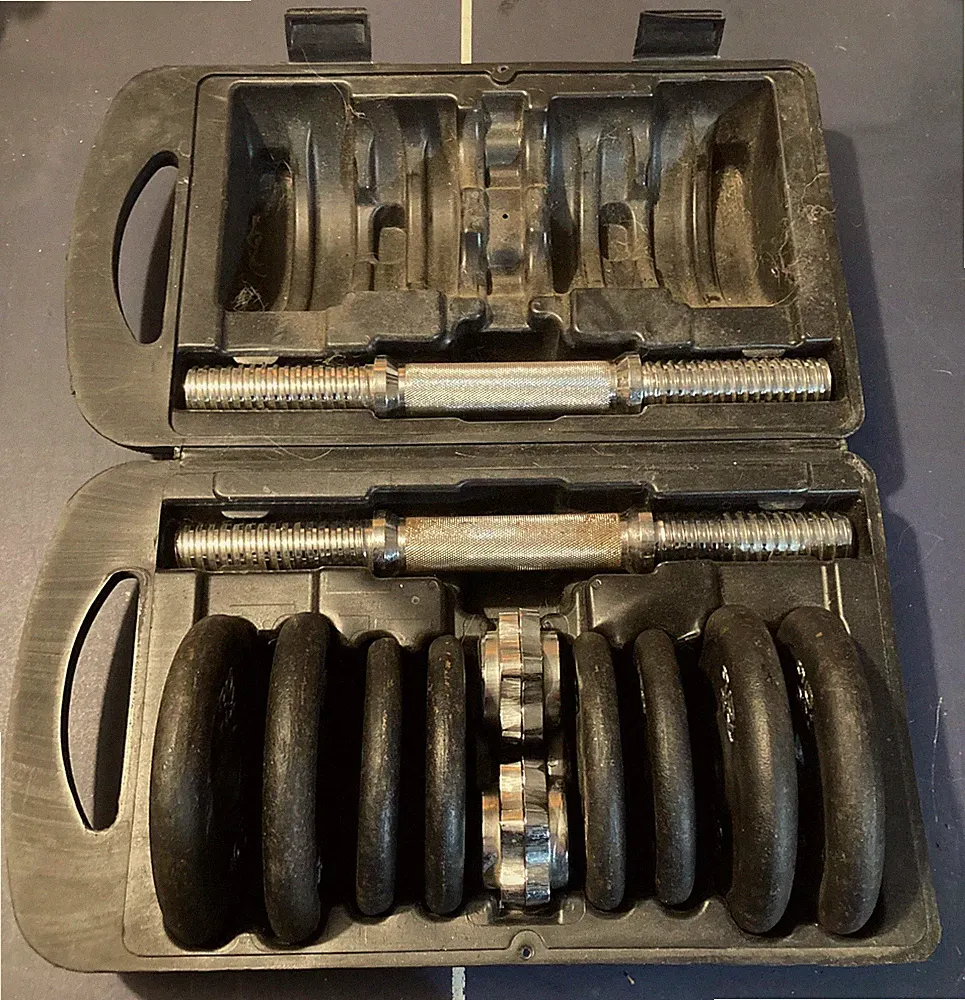 30lb DUMBBELL SET in CASE: 2 BARS, 4 SPIN COLLARS, (4) 5lb & (4) 2-1/2lb !!