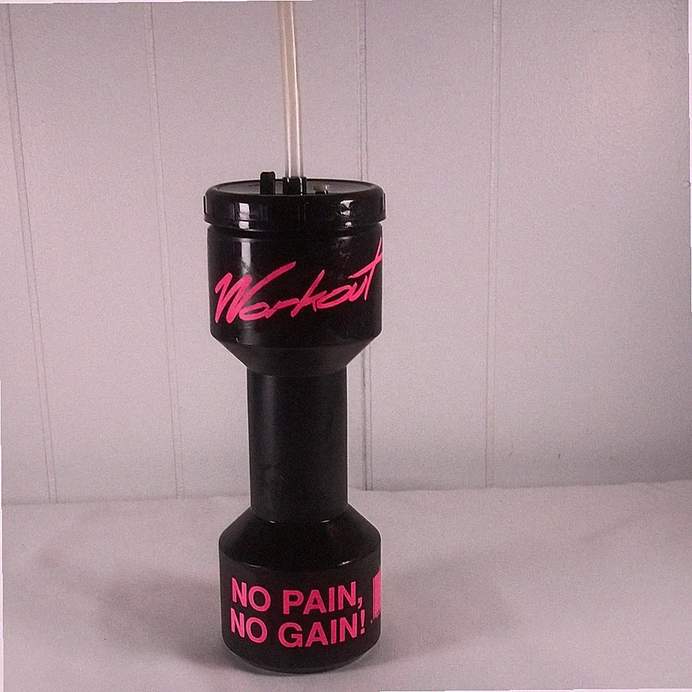 32 oz Black Pink Plastic Dumbell w/ Drink-Through Lid, Straw "No Pain, No Gain!"