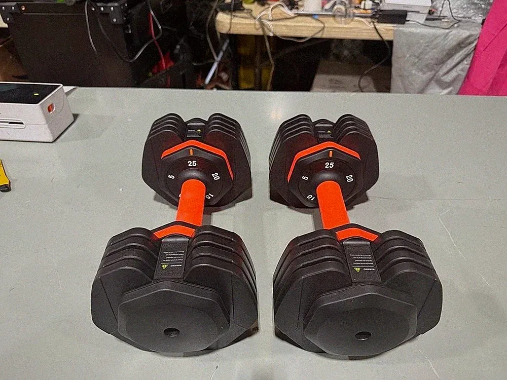 Adjustable Dumbbell Set 2x 25LB Dumbbell for Men & Women Body Building Training