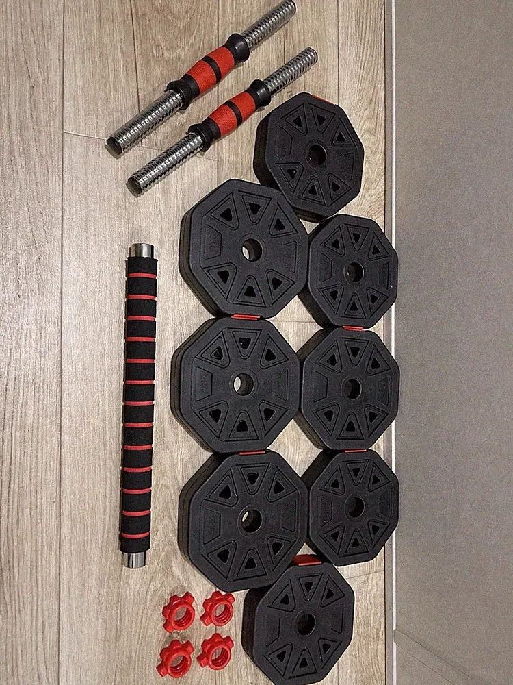 Adjustable Dumbbells into barbell (30 Pounds Total)