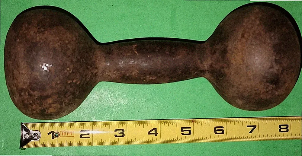 Antique One Piece Solid Cast Iron Dumbbell 6lb 6oz Nice Rust Patina