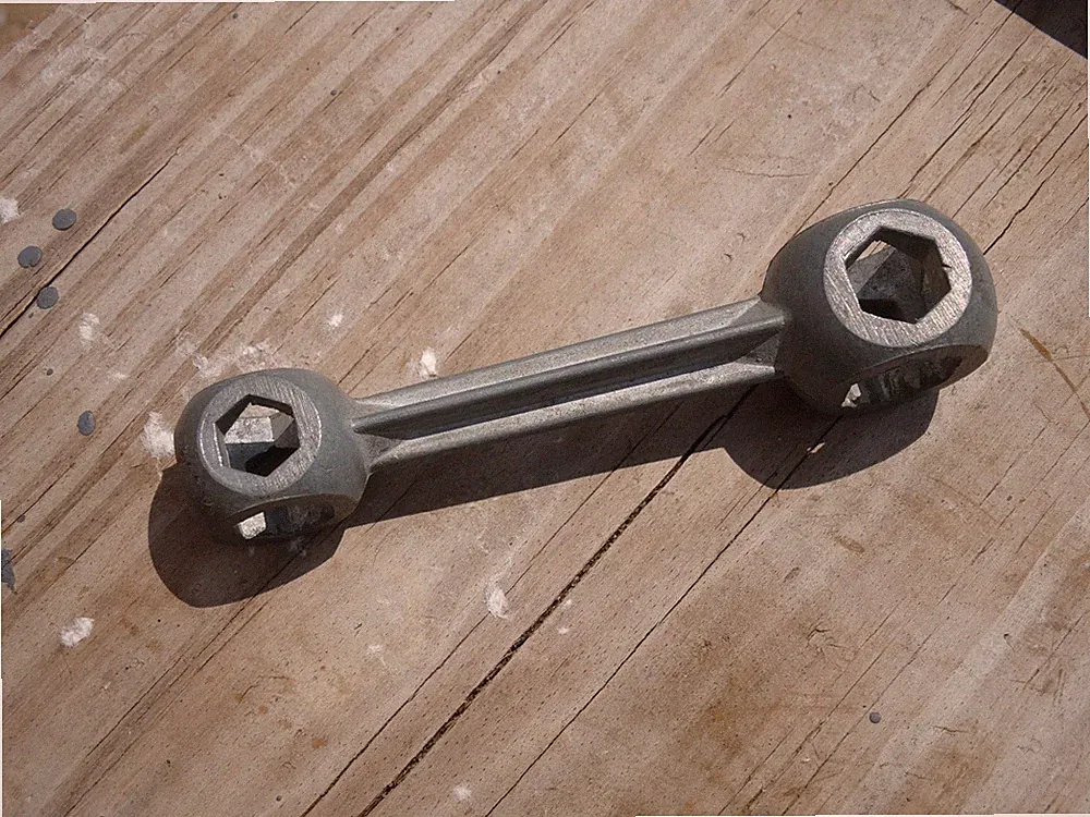 DUMBBELL STYLE MULTI-WRENCH - NICE VINTAGE