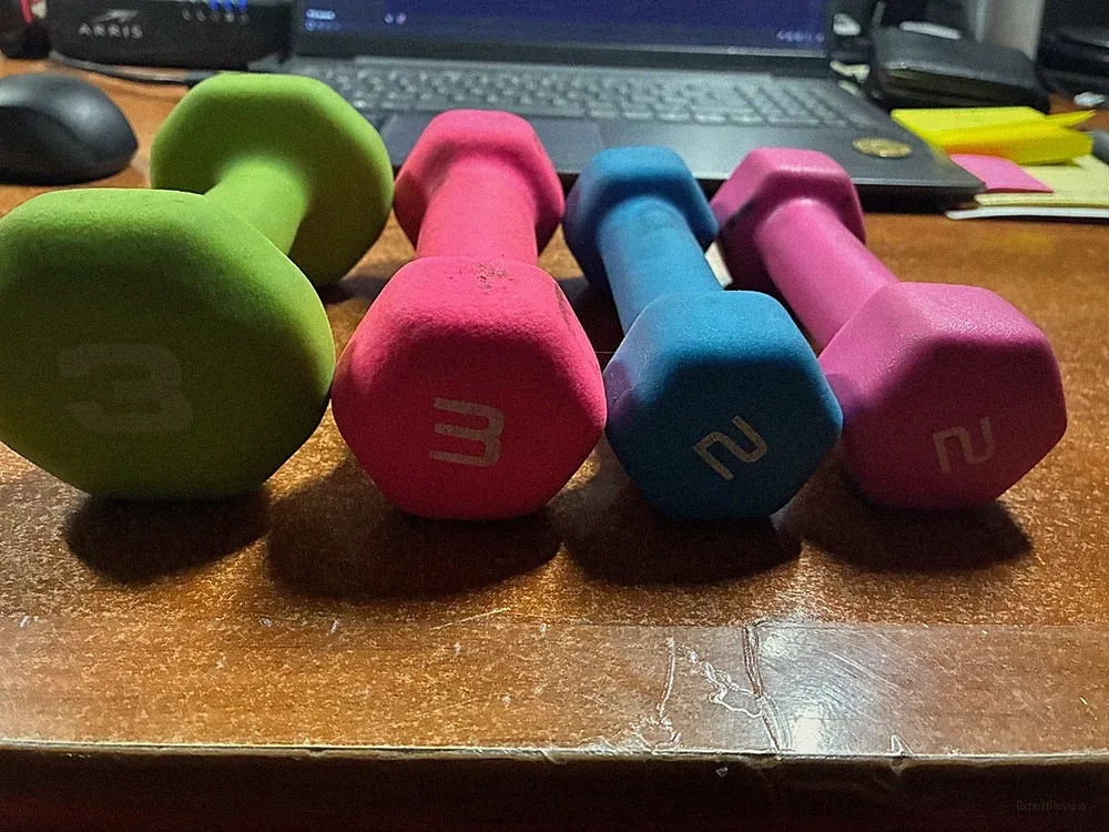 Dumbbell Weights - Sizes (two 2lbs and two 3lbs)