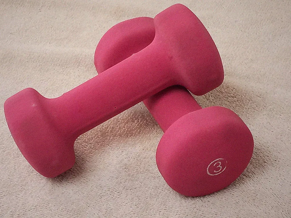 Dumbbells 2 × 3lb Coated Hand Weights Lifting Fitness Workout Pink