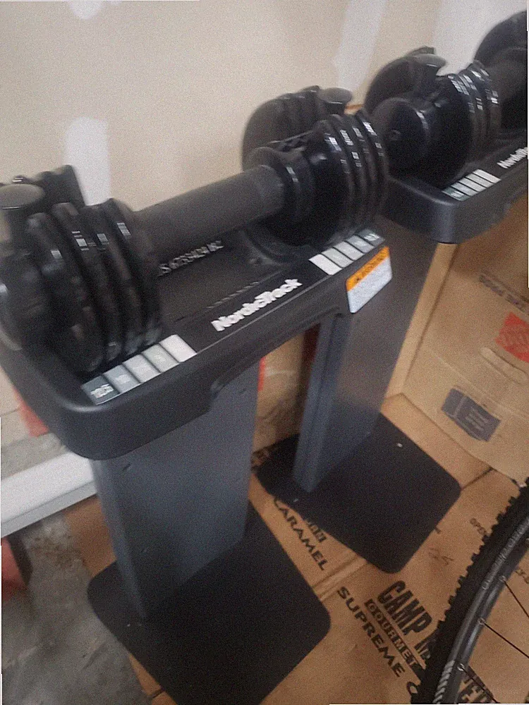 Nordic Track Adjustable Dumbbells 5 To 12lb With Stands