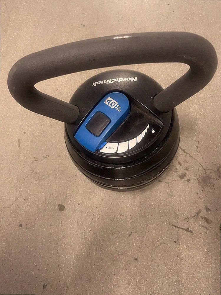 Nordictrack 40 Lbs Kettle Bell