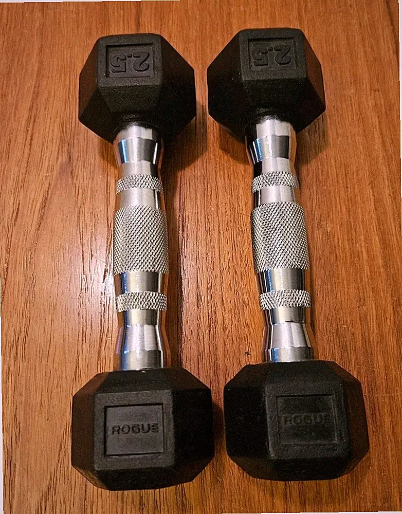 Pair of 2.5lb Rogue Fitness Rubber Hex Dumbbells, 5lbs total Ergo grip Chrome
