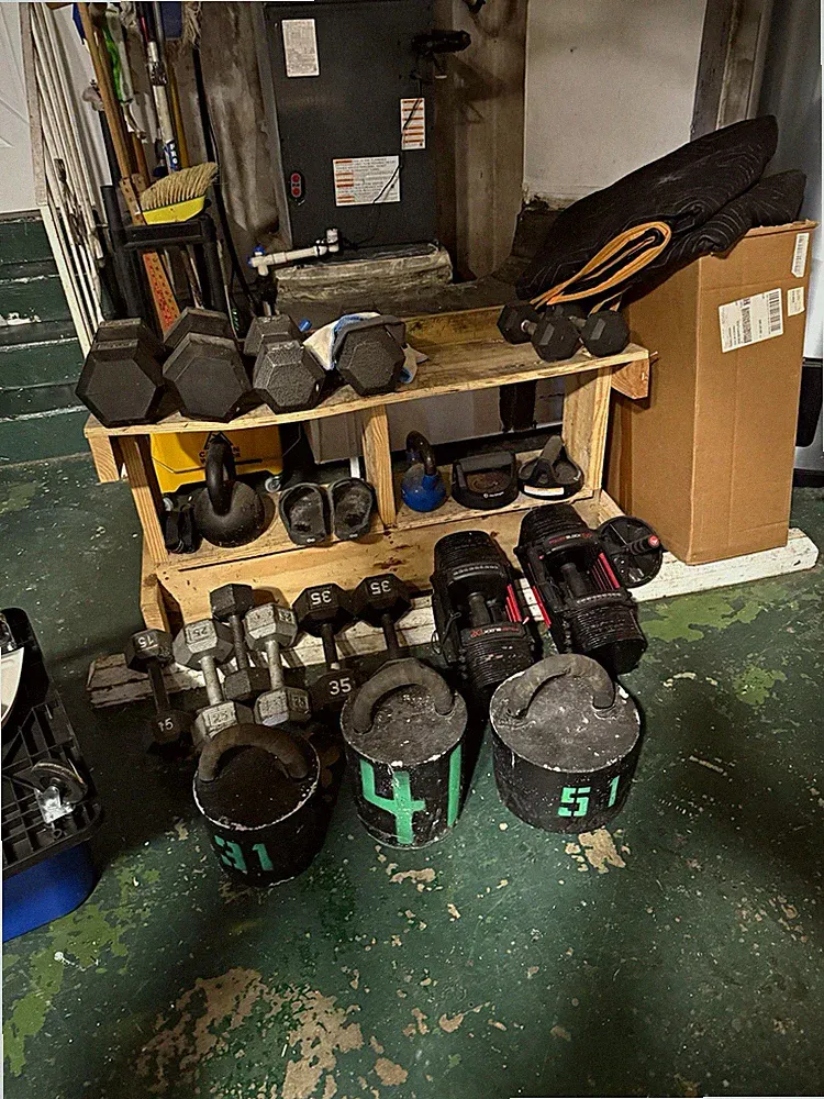 Power Block Elite and various pairs of dumbbells, kettle bells, & rack Miami Fl