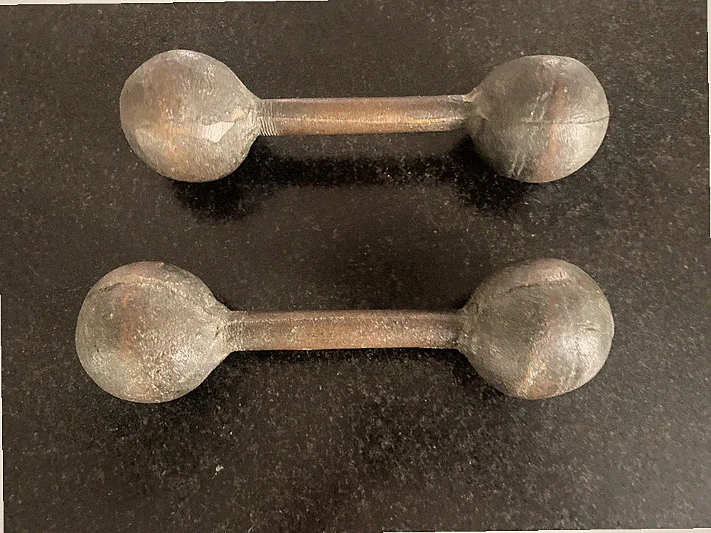 SET 2 RARE VINTAGE 5lb 11oz ROUND HEAD DUMBBELLS HAND WEIGHT GLOBE