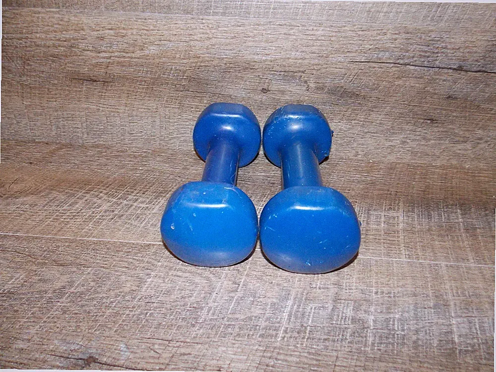 Set of 5 lb Pound vinyl Dumbbell Gym Weights Blue (10LB Total) - good condition