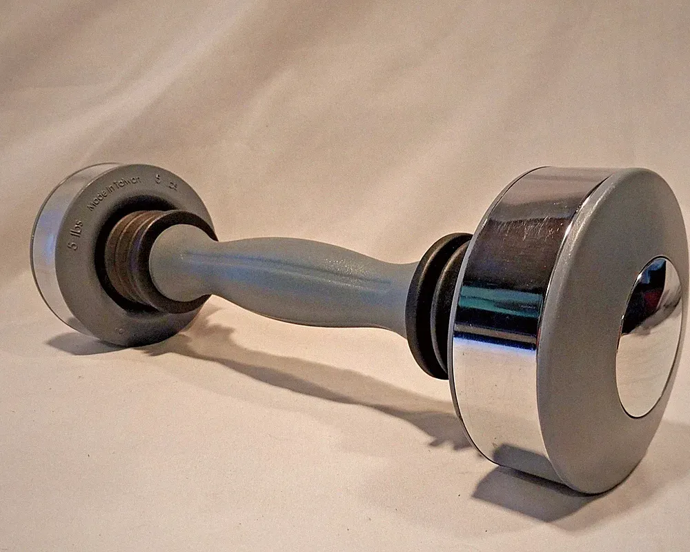 Shake Weight Dumbbell 5 LB Home Workout Arm Toning Body Sculpting Weight