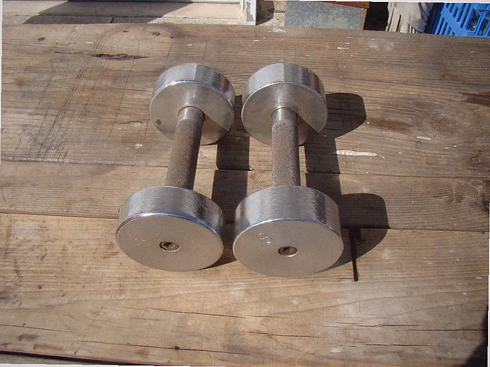 Vintage 8 LB Pair 8 Pound Chrome Dumbbells Weightlifting Bodybuilding