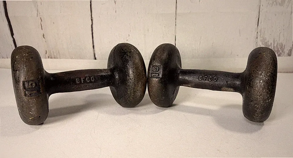 VINTAGE BFCO PAIR 15LBS EA (30LBS TOTAL) CAST IRON BUN STYLE DUMBBELLS