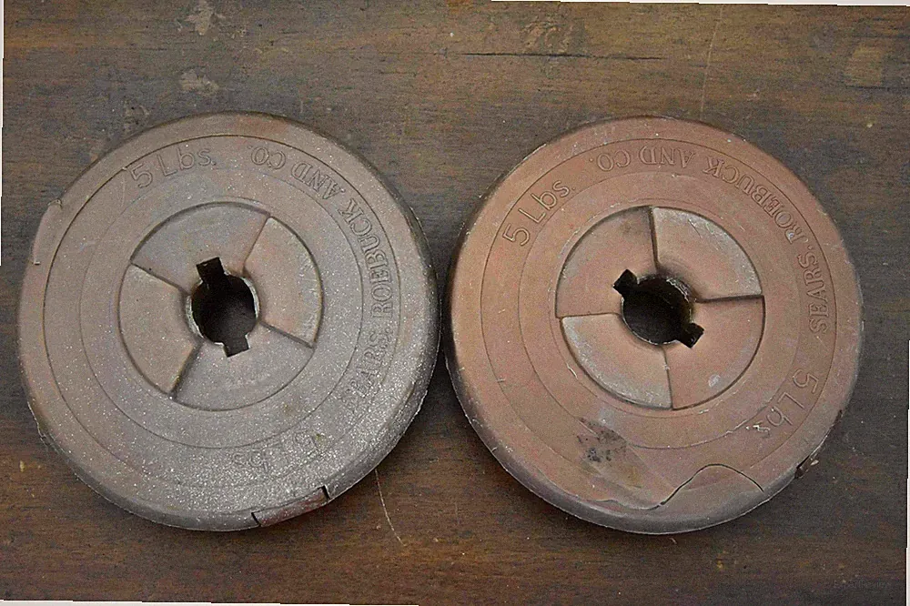 VTG Pair 5lbs Sears Barbell Dumbbell Plastic Wgt Plates bronze color w/ damage