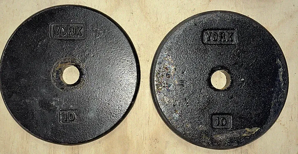 vtg YORK BARBELL 10lb. PANCAKE WEIGHT PLATES BodyBuilding STRONGMAN DUMBBELLS**